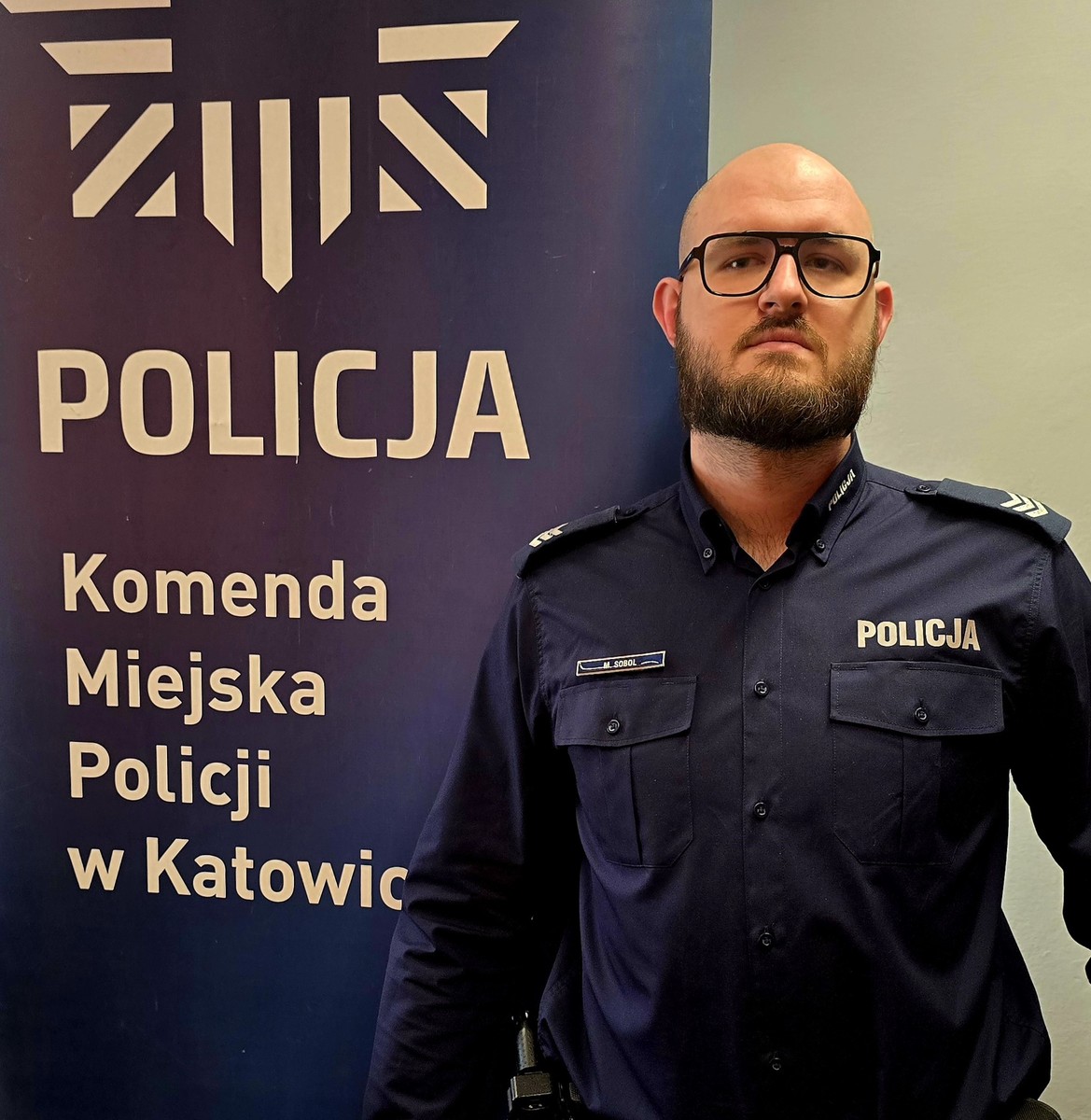 Na zdjęciu dzielnicowy rejonu nr 4
