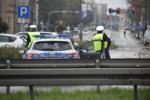 zdjęcie kolorowe: śląscy policjanci podczas  zabezpieczenia XI Silesia Marathon