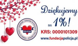 zdjęcie kolorowe: grafika dwa czerwone serduszka zawieszone na gałęzi drzewa z czerwonymi liśćmi i napis Dziękujemy za 1 %, www.fundacjapolicja.pl i numer konta KRS
