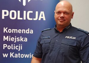 zdjęcie kolorowe: młodszy aspirant Mariusz Budnik - dzielnicowy rejonu nr 5