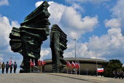 zdjęcie kolorowe: Pomnik Powstań Śląskich