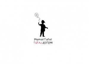 zdjęcie kolorowe: grafika przedstawiające dziecko z balonikiem i tekst o treści: Mamo, Tato tutaj jestem!