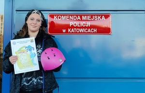 zdjęcie kolorowe: Zuzanna Szulc, która wygrała w konkursie kask