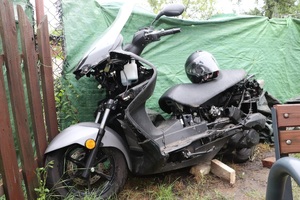 zdjęcie kolorowe: odzyskany skradziony skuter