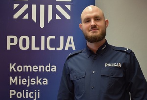 zdjęcie kolorowe: dzielnicowy rejonu numer 4 Michał Sobol