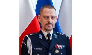 zdjęcie kolorowe: przedstawiające p.o. Komendanta Głównego Policji insp. Marek Boroń
