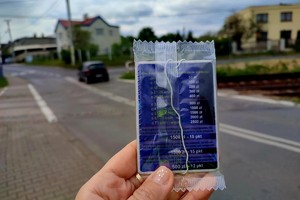 Na zdjęciu zawieszka, którą otrzymywali kierowcy