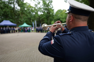 Na zdjęciu policjant Orkiestry
