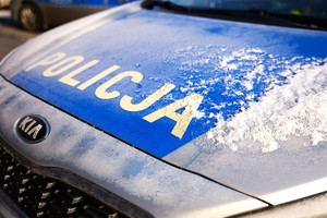 Na zdjęciu oszroniony radiowóz