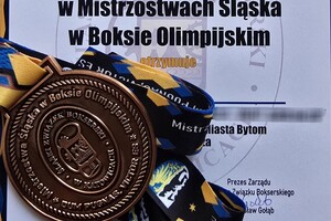 dyplom oraz medal